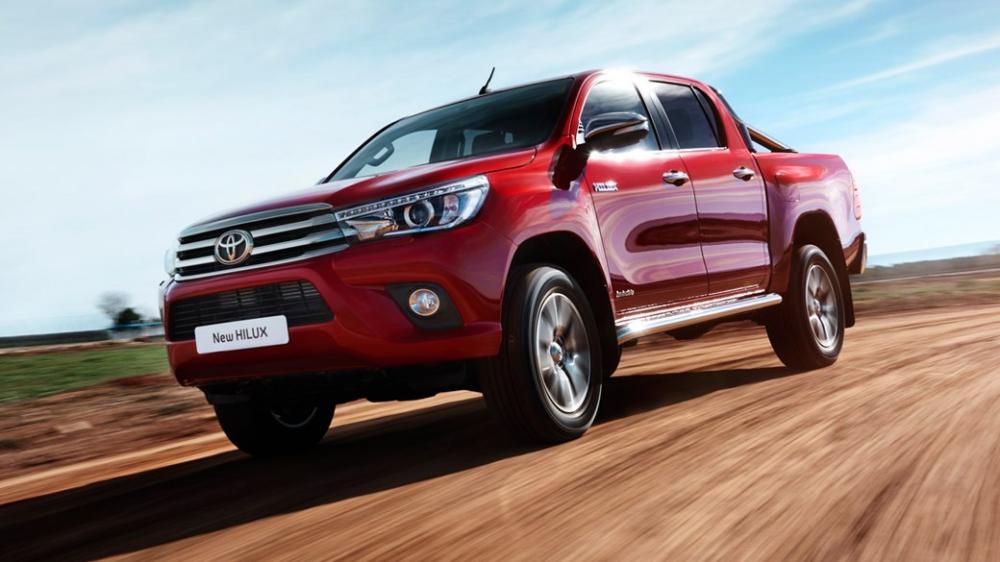 Toyota Hilux Invincible (2016): A tough workhorse and a true go-anywhere