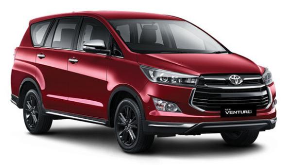 Toyota is going to introduce the Touring Sport variant in Indian market next month. Toyota Innova Crysta Touring Sport angular front