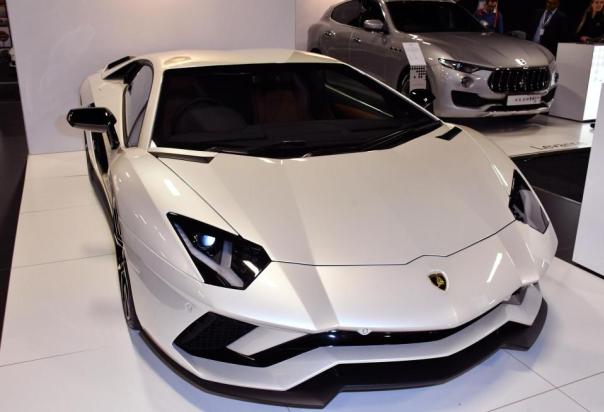 The car is flagship model of the Raging Bull brand. Lamborghini Aventador S angular front