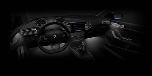 The interior is the place where Peugeot made numerous changes. 2018 Peugeot 308 Facelift cabin