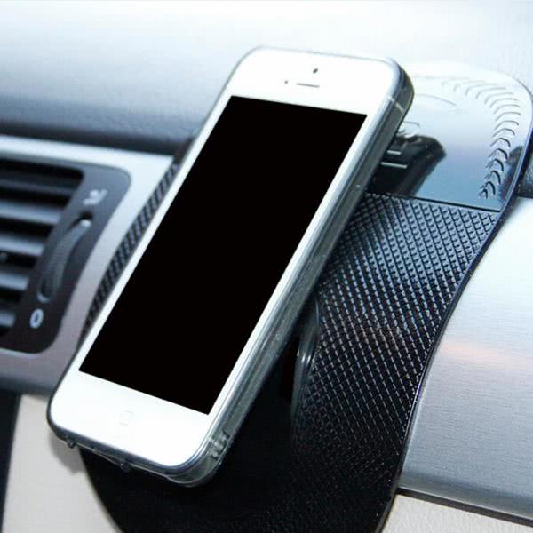This product helps you fix some small things such as cell phones, glasses and keys in your car an iphone on an anti-slip car pad