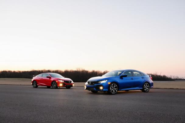 Though the curb weight is down for both the sedan and coupe, the chassis system is more rigid. 2017 Honda Civic Si coupe and sedan