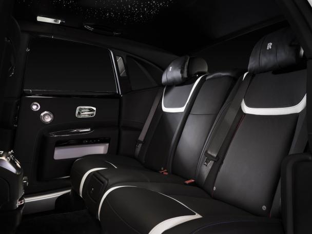 The black leather is accentuated by contrasting Arctic White elements. Rolls-Royce Ghost Seoul Edition's back seats