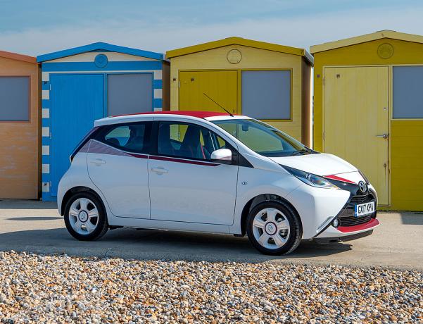 Toyota has unveiled its new 5-door hatchback, dubbed “Aygo x-claim” in the UK. 2017 Toyota Aygo x-claim limited edition side view
