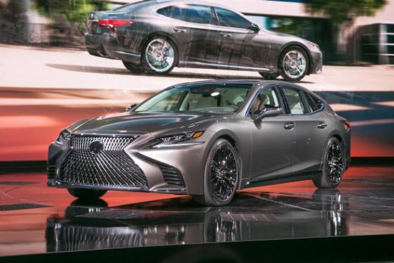 Next-generation Lexus LS 350 unveiled in China