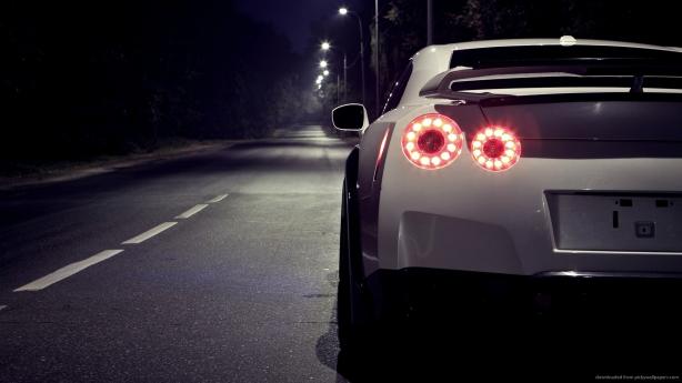 Xenon lights Xenon lights on the Nissan GT-R