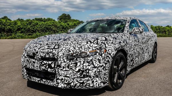 The tenth-generation Accord mid-size sedan will be launch on July 14 in Detroit 2018 Honda Accord spy photos
