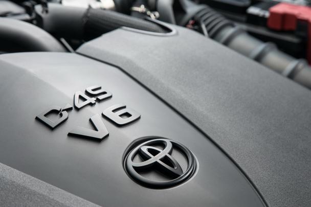 Rang-topping grade will come with 3.5-liter V6 engine delivering 362 hp and 362 Nm V6 engine in 2018 Toyota Camry