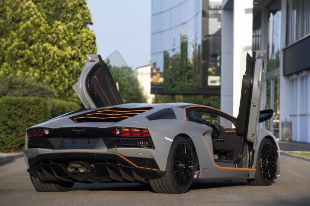 Like other Lambos, the Aventador S uses a powerful 6.5L V12 engine angular rear of the Lamborghini Aventador S