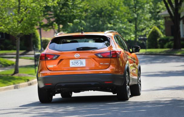 It is reported that Nissan sold out a total of 34,349 models of X-Trail/Rouge in the US market in June Rear view of the Nissan X-Trail