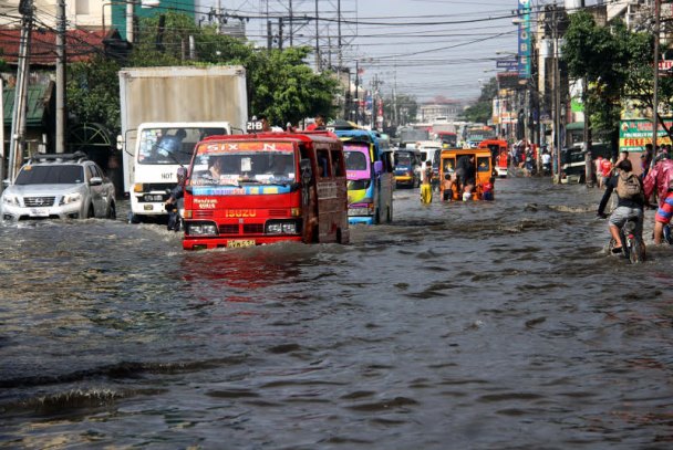 DPWH opened two addition vehicular lanes and flood control project