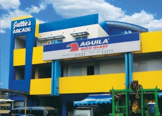 Aguila Auto Glass helps people in need at Bahay Maria