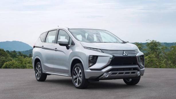 Mitsubishi Expander 2018 angular front