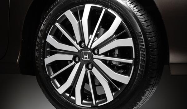 Honda City 2018 alloy wheel
