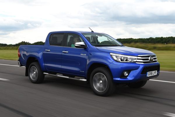 Toyota Hilux 2017 to receive an early facelift in Thailand