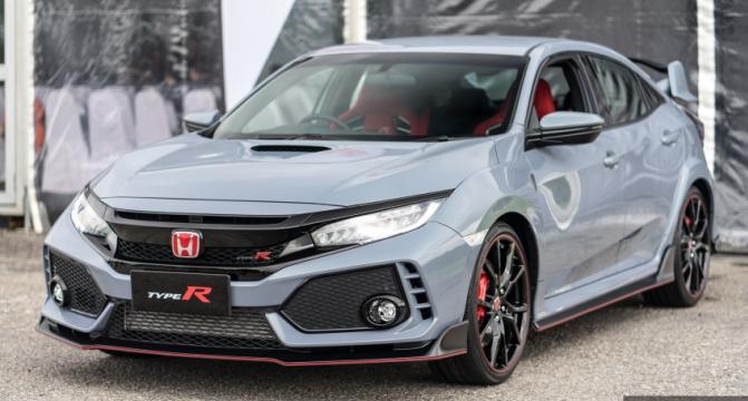 FK8 Honda Civic Type R 2017 arrives in Malaysia