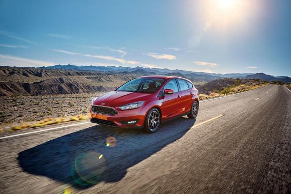Ford Focus hatchback has left a very good impression on Pinoy drivers’ heart Ford Focus hatchback angular front