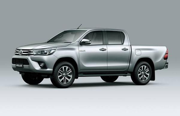 Toyota Hilux 2018 side view