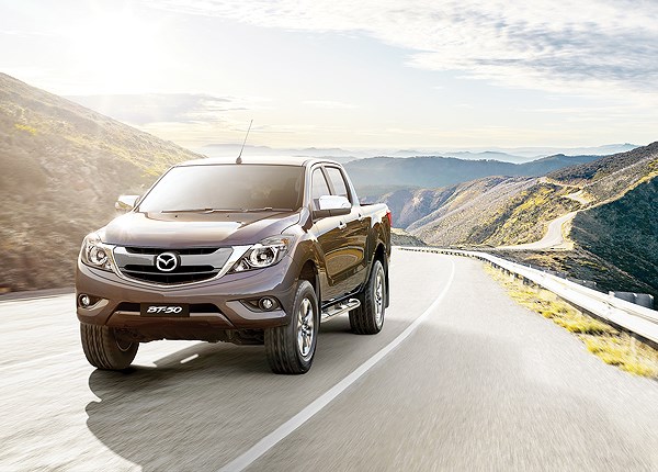 Mazda BT-50 2018 on the road