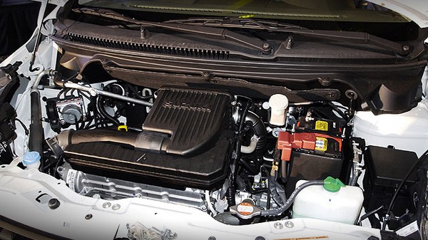 Suzuki Ertiga 2017 engine