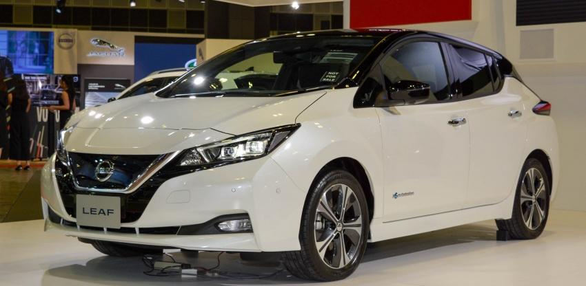 2018 Nissan Leaf on display at Singapore Motor Show