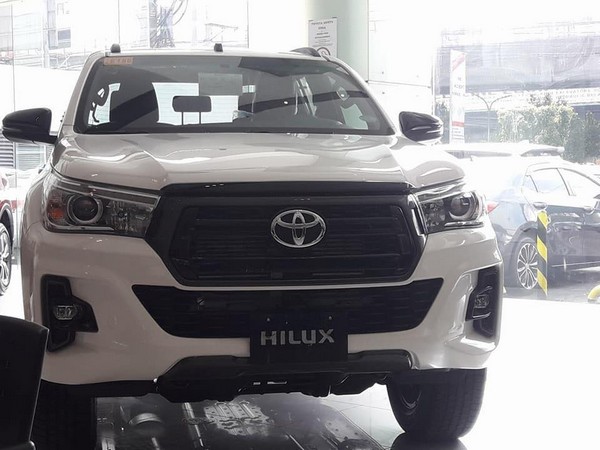 Toyota Hilux 2018 facelift spotted in the Philippines