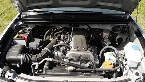 Suzuki Jimny 2017 engine