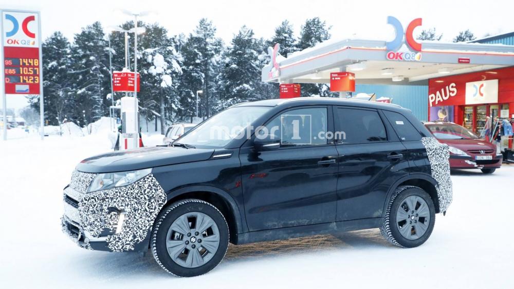 Suzuki Vitara 2018 facelift spotted testing on snowy roads