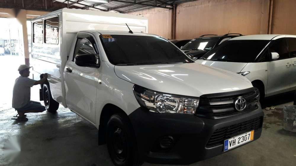 2016 Toyota Hilux FX HSPU 2.4 Engine Manual Diesel Dual Aircon for sale