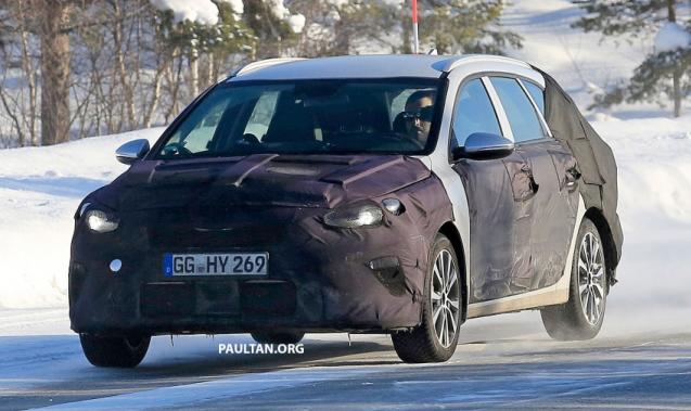 [Spy shots] Kia Ceed 2018 wagon seen undergoing winter testing