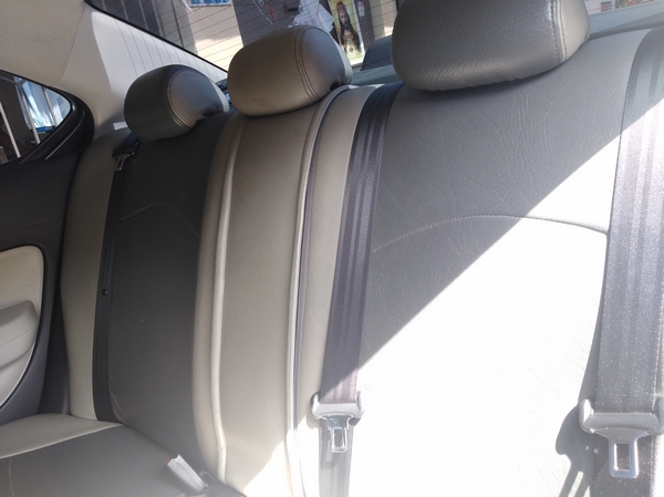 Mitsubishi Mirage G4 GLS 2013 passenger seats
