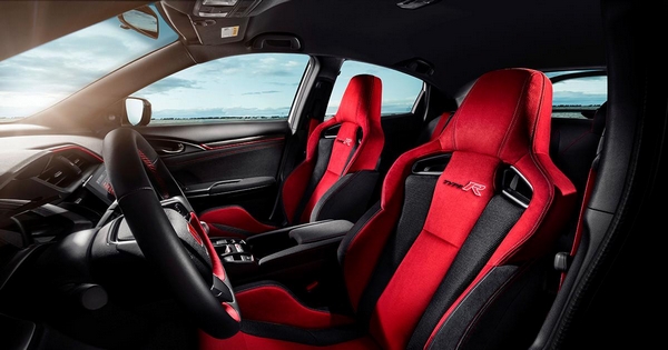 Honda Civic Type R 2018 interior