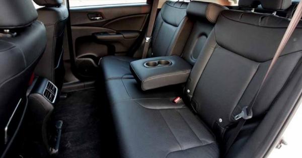 Honda CRV 2017 rear seats