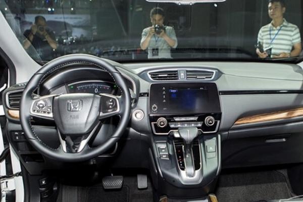 Honda CRV 2018 dashboard area