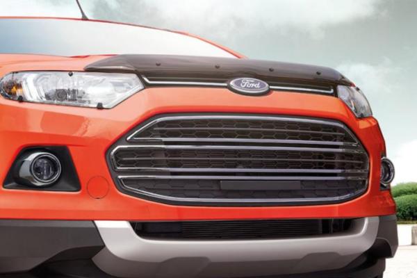 Ford EcoSport 2018 vs 2017: Exterior Ford EcoSport 2017 grille