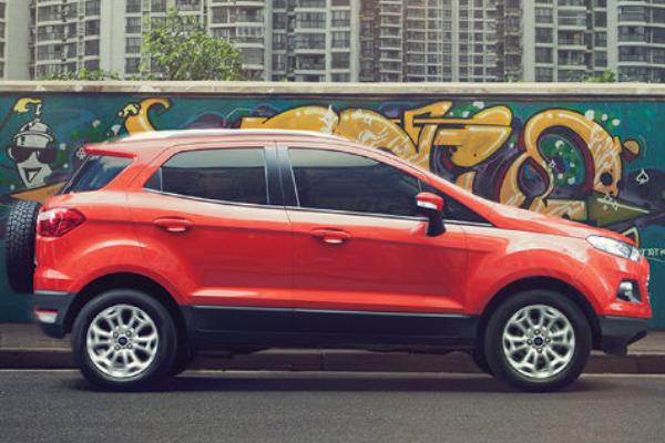 Ford EcoSport 2017 side view