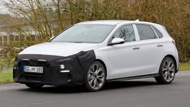 Alleged Hyundai i30 N-Line spotted with a racier look