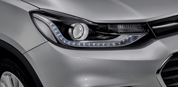 The headlight of The Chevrolet Trax 2018