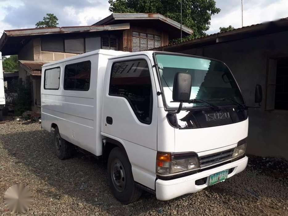 Isuzu elf 2010