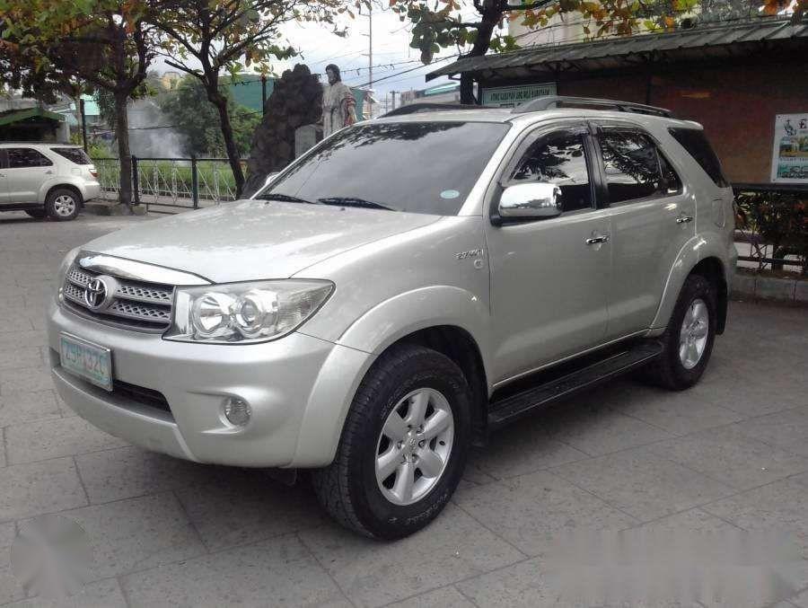 Toyota Fortuner 2008 Silver SUV For Sale 468576