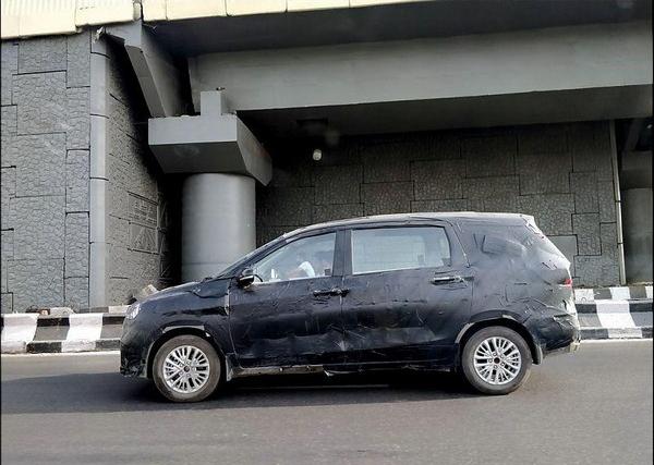 Indian-spec Suzuki Ertiga 2018 petrol version caught while being tested