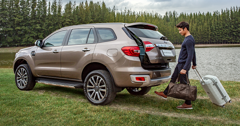 Ford Everest 2019 hit Thai showrooms yesterday