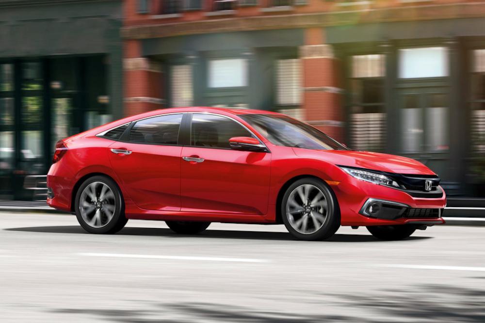 10th-gen Honda Civic receives a nip and tuck for 2019 model year in the US