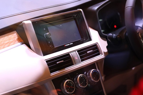 Mitsubishi Xpander price Philippines (Aug 2020): SRP, Installment