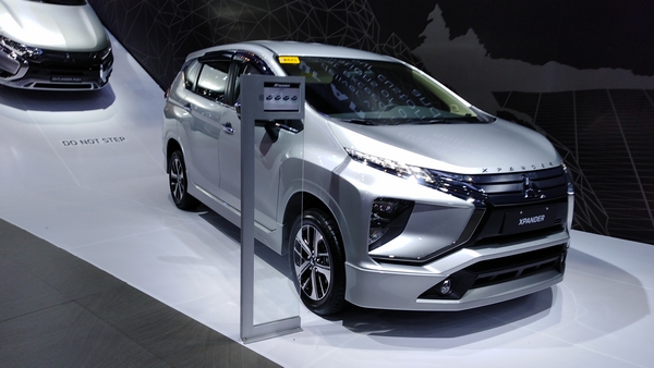 Pims 18 Mitsubishi Photos Brief Reports Of The Outlander Phev E Evolution Concept More