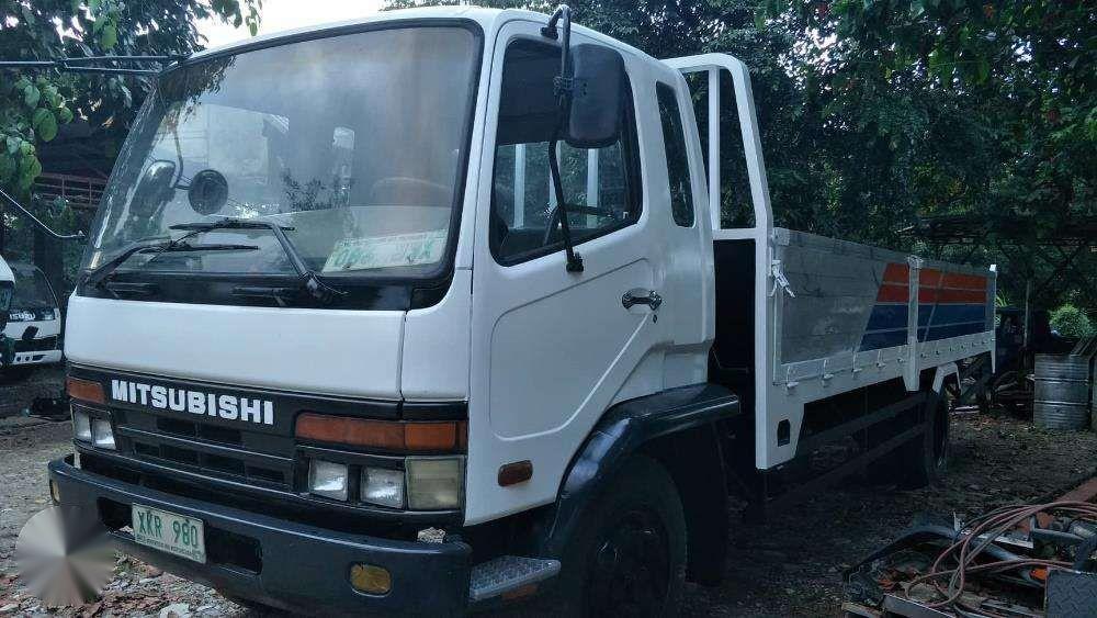 Mitsubishi fuso 2004