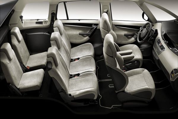 Citroen C4 Grand Picasso interior