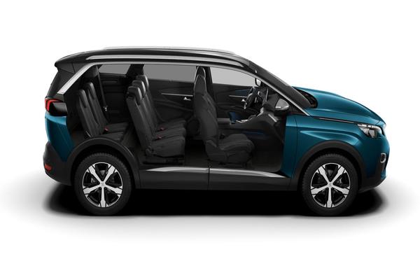 Peugeot 5008 SUV interior