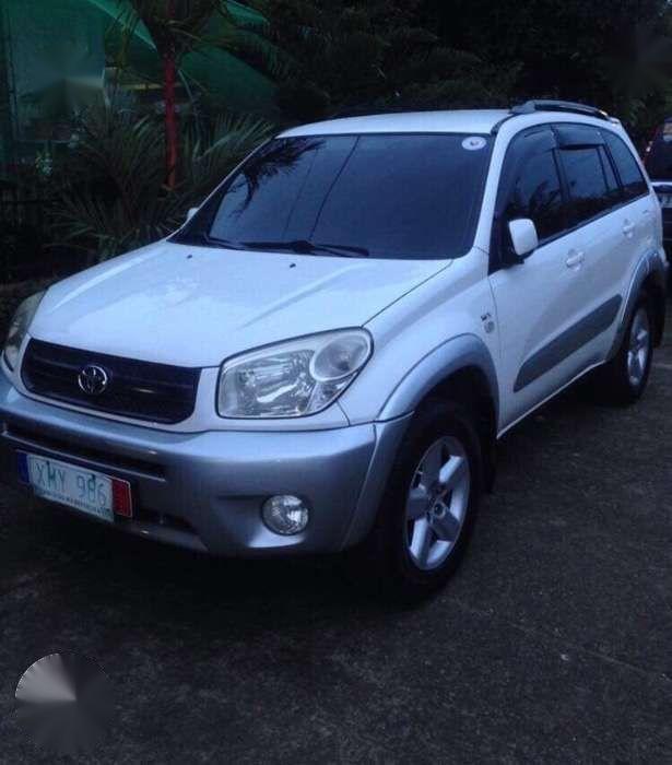 2004 Toyota Rav 4 A/T; All wheel drivE 556141