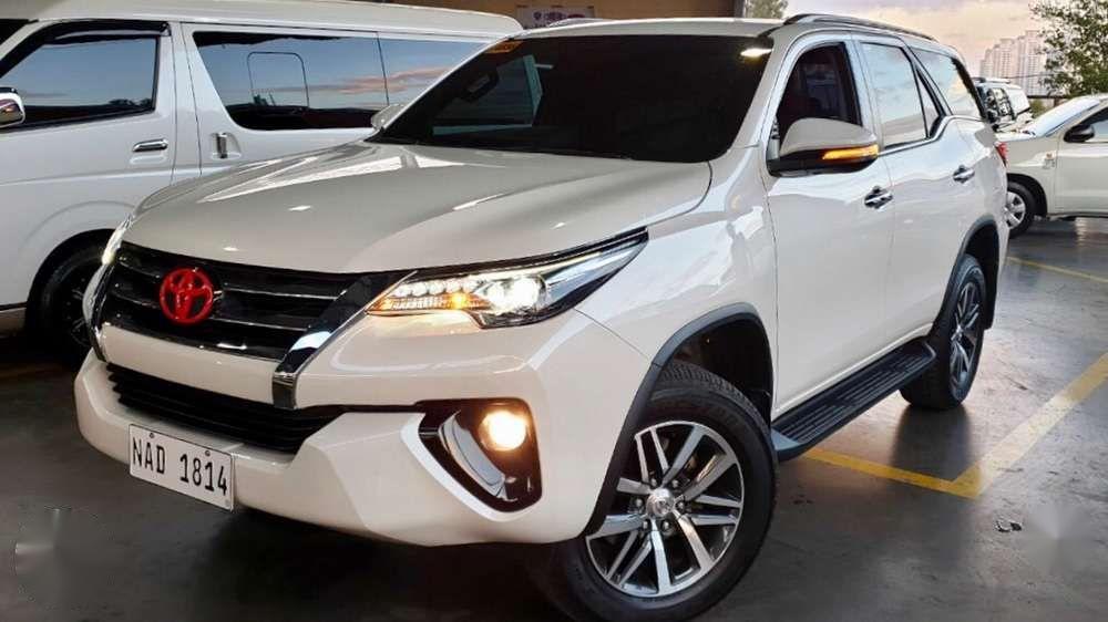 2022 Toyota Fortuner  V 1st owned White  pearl  586215